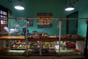 Warung Makan Bu Spoed, juaranya masakan Jawa sudah ada sejak 1920