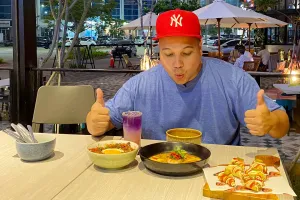 Jalan Makan Bucin, hidangan enak dan menarik untuk para 'budak micin'