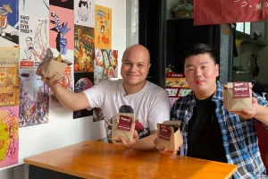 Jalan Makan Bungkushin, nasi bungkus ala Jepang dicampur sambal hijau