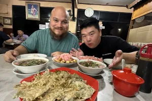 Jalan Makan Sroto Eling-Eling, gurihnya kuah dan melimpahnya daging kuliner Banyumas